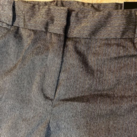 Larry Levine Woman Brown Pant - Picture 6 of 6